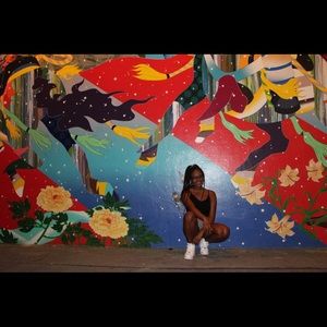 Meet your Posher, Alexis